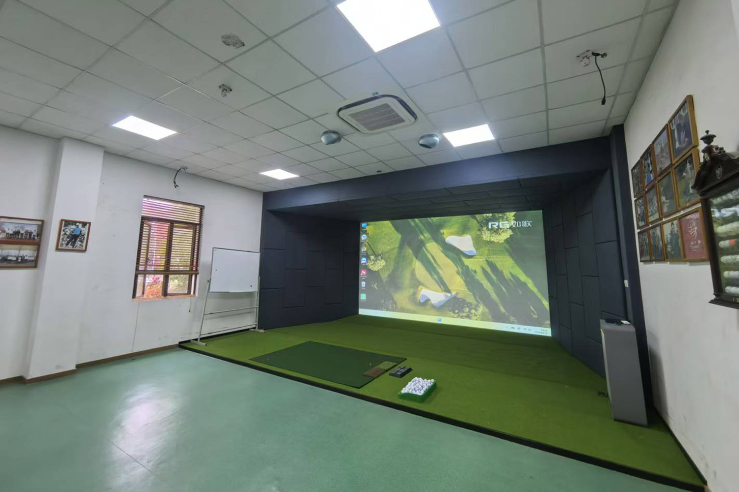 上海旅游高等專科學(xué)校高爾夫運(yùn)動館